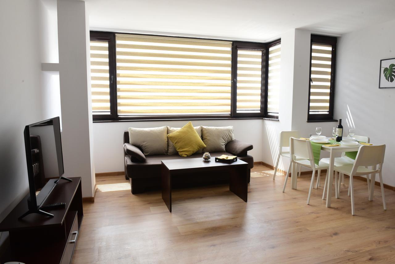 Hotel Active Apartments Tyrgowiszte Zewnętrze zdjęcie