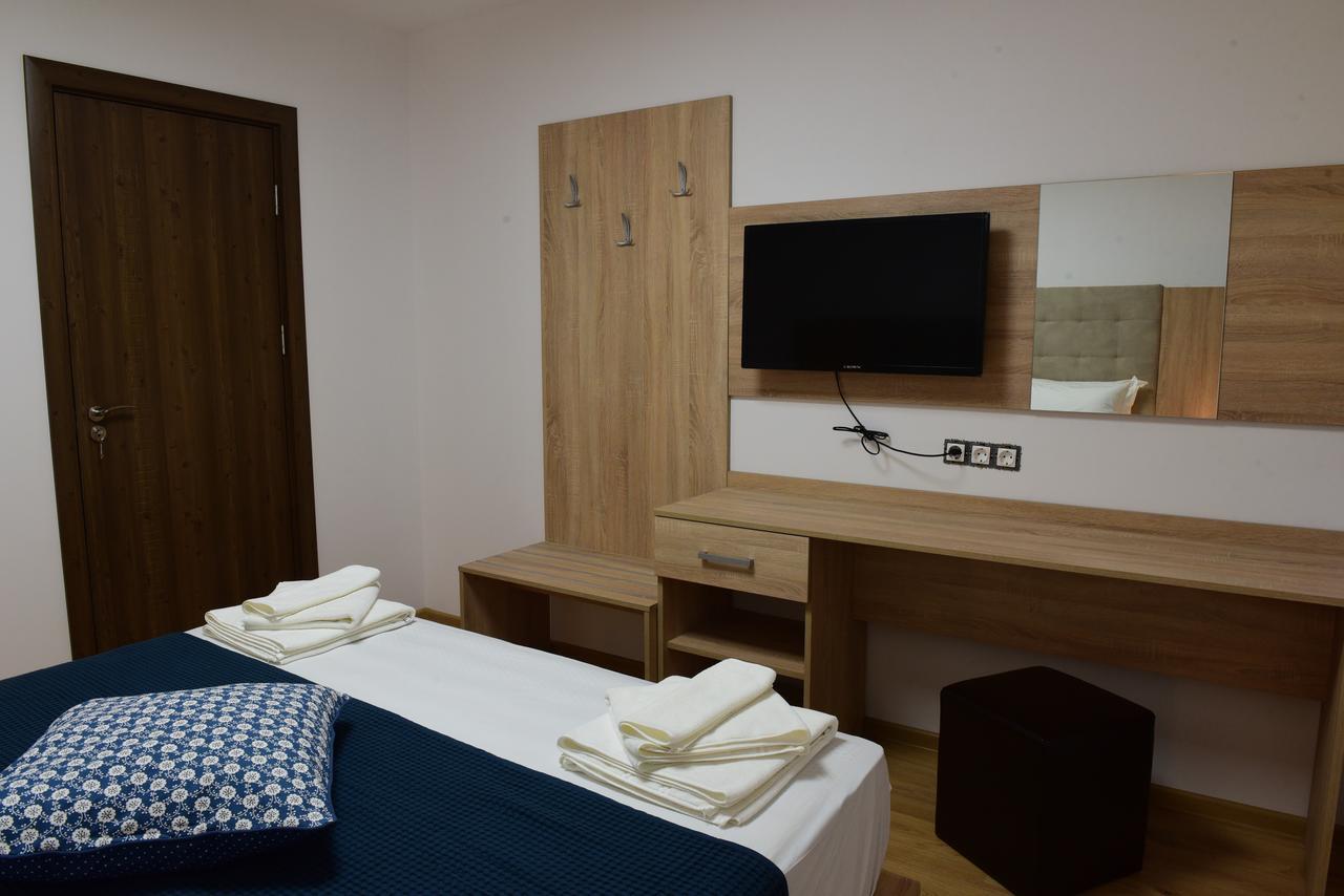 Hotel Active Apartments Tyrgowiszte Zewnętrze zdjęcie