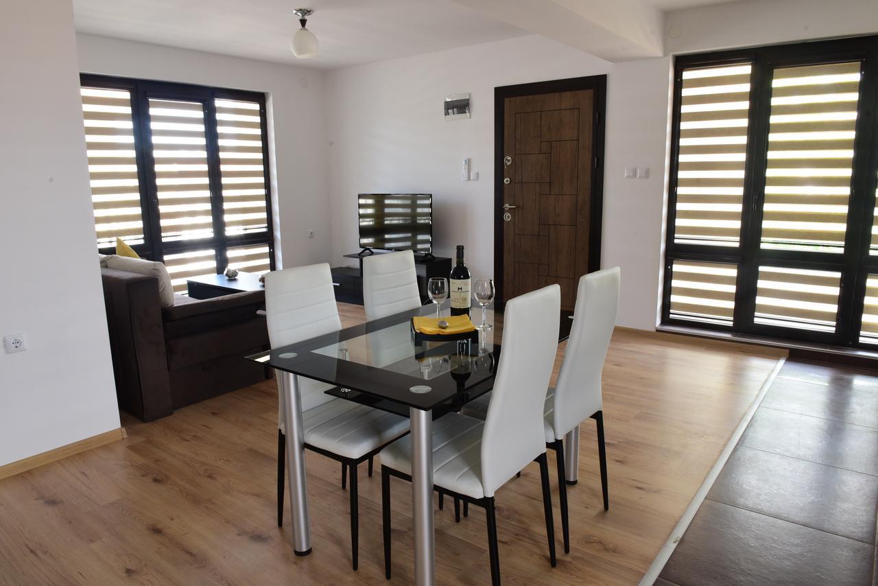 Hotel Active Apartments Tyrgowiszte Zewnętrze zdjęcie