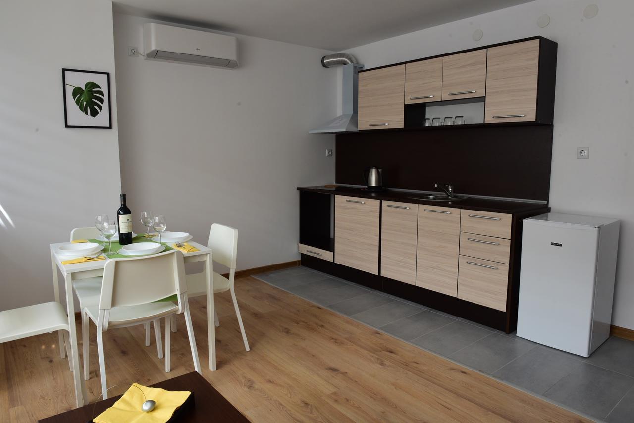 Hotel Active Apartments Tyrgowiszte Zewnętrze zdjęcie